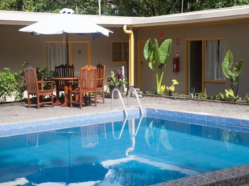 Huon Gulf Hotel & Apartments image