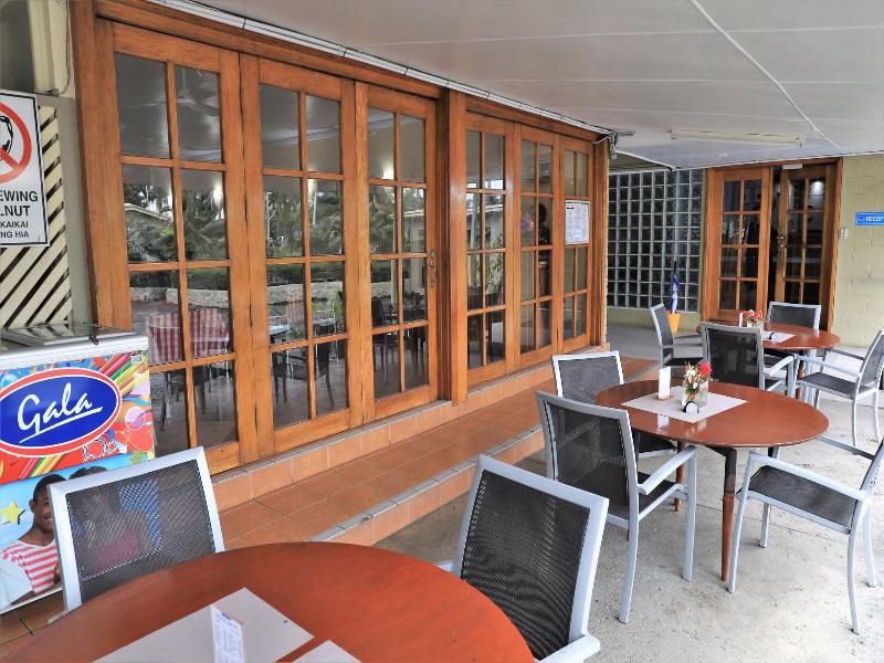 Huon Gulf Hotel & Apartments image