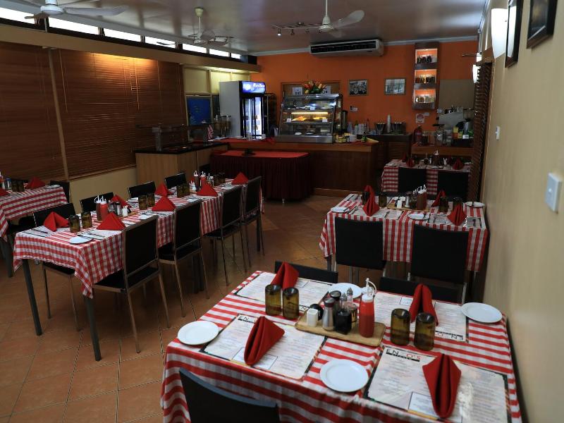 Huon Gulf Hotel & Apartments image
