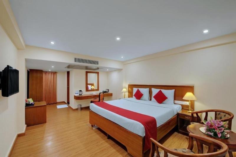 Srm Hotels image
