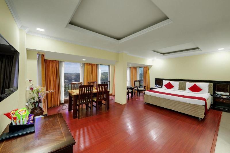 Srm Hotels image
