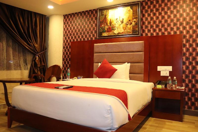 Hyders Park - The Business Hotel image