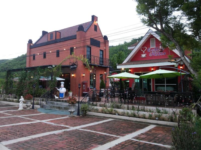 Stamp Hills Resort & Restaurant image