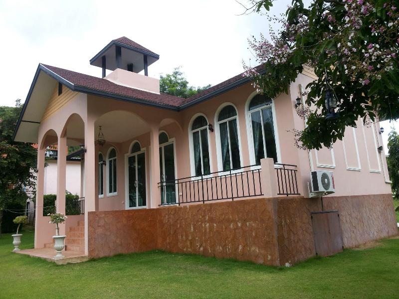 Stamp Hills Resort & Restaurant image