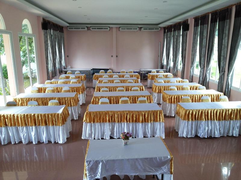 Stamp Hills Resort & Restaurant image