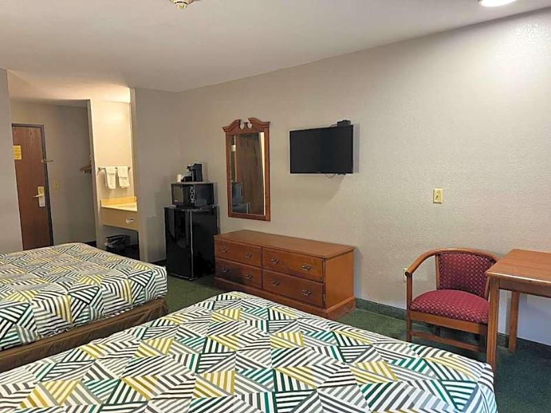 Star City Inn & Suites image 2