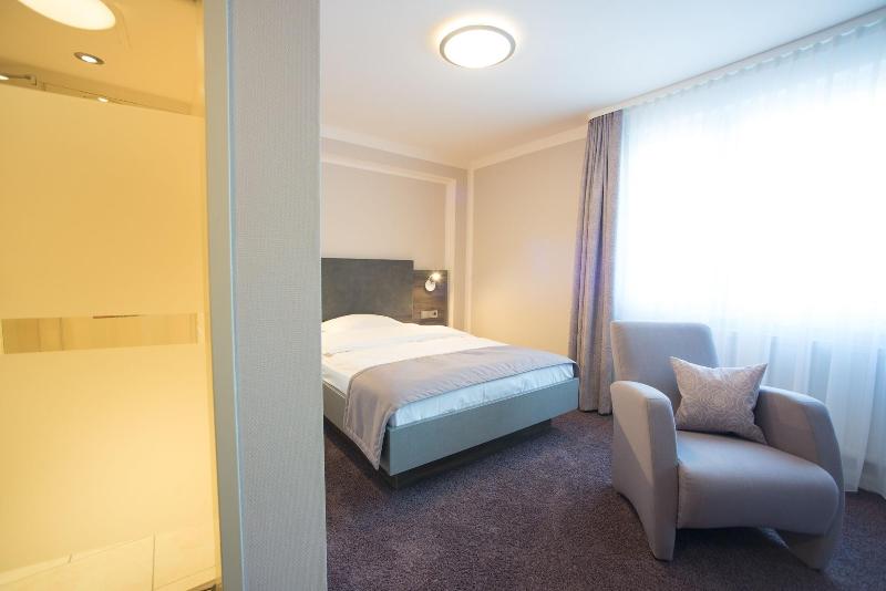 Trip Inn Post Hotel Düren image