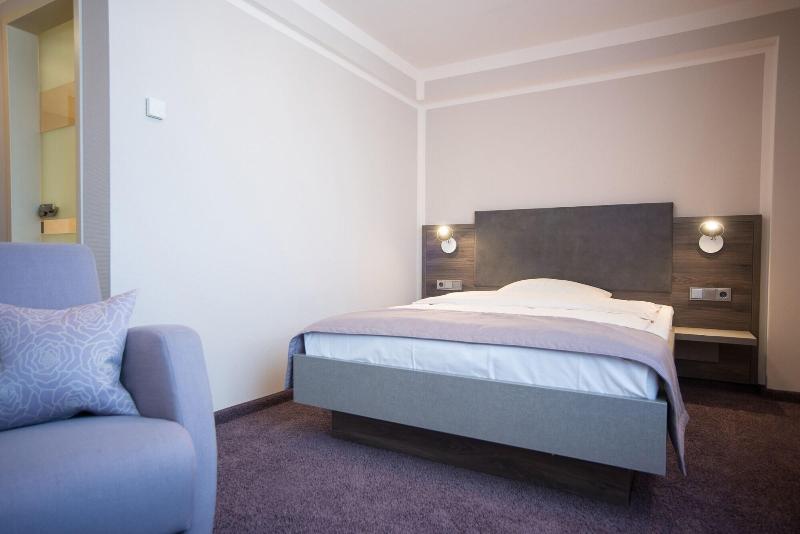 Trip Inn Post Hotel Düren image
