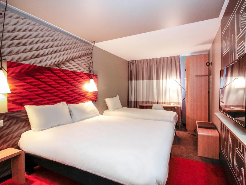 Ibis Cahors image