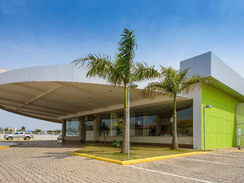 Ibis Styles Ponta Pora image