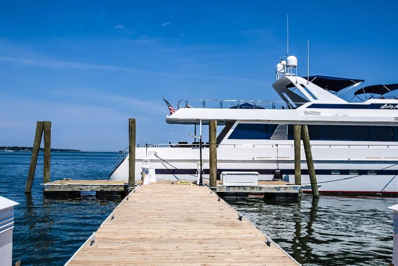 Danfords Hotel And Marina image