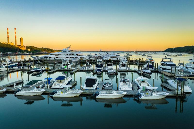 Danfords Hotel And Marina image