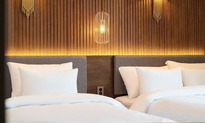 Stubborn Hotel image