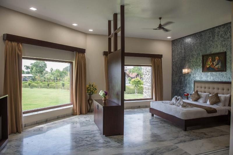 Sun Hotel And Resort image