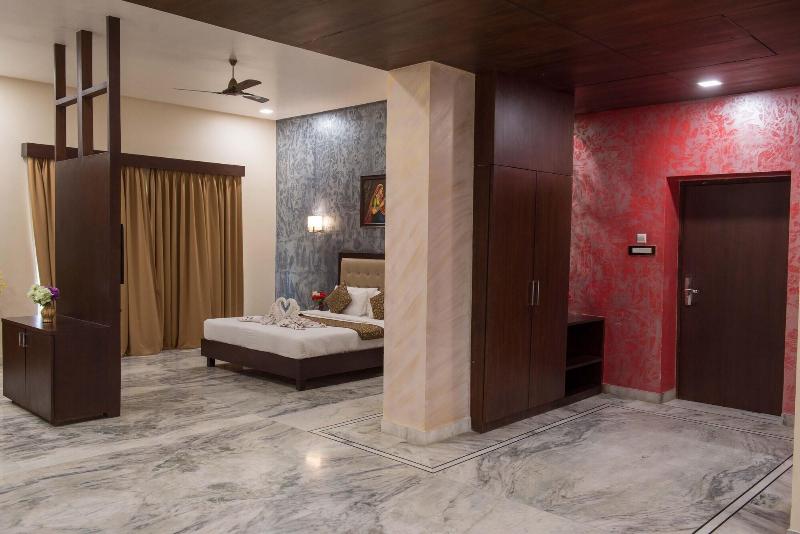 Sun Hotel And Resort image