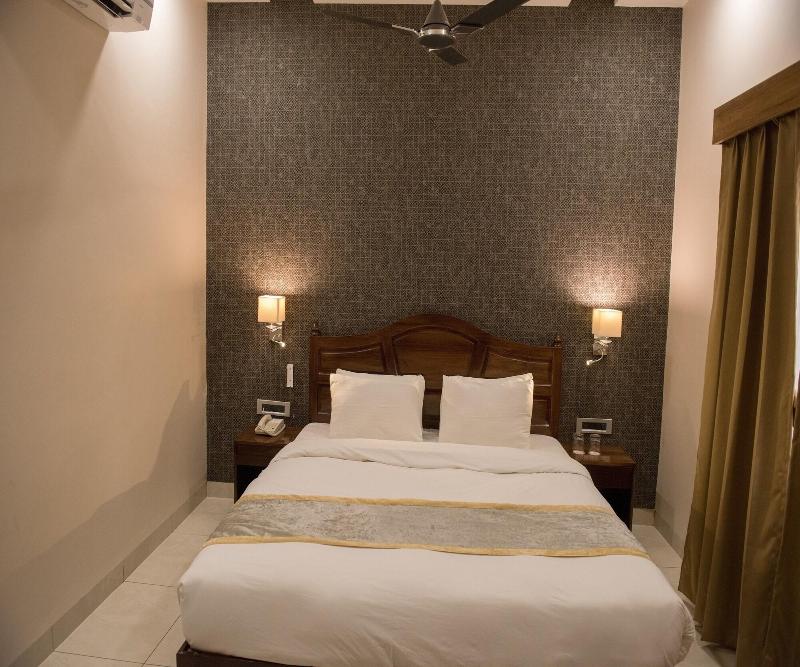 Sun Hotel And Resort image