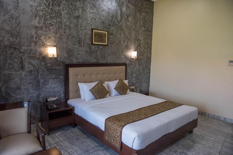 Sun Hotel And Resort image