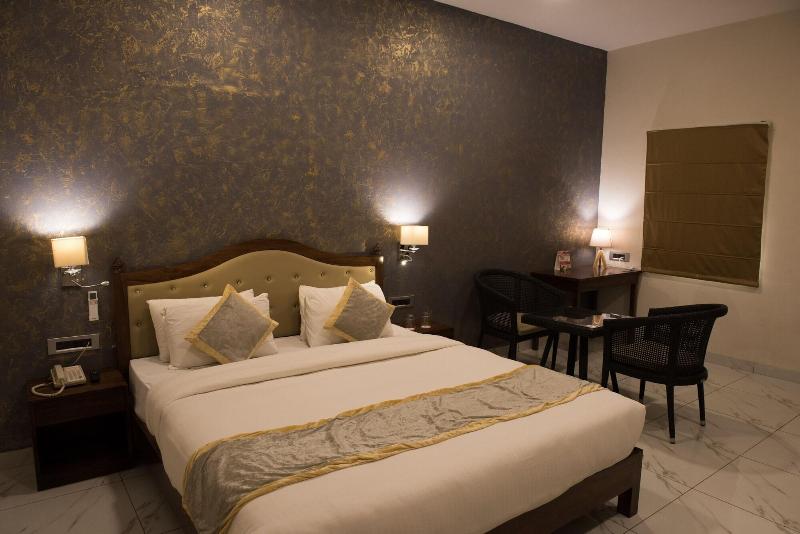 Sun Hotel And Resort image