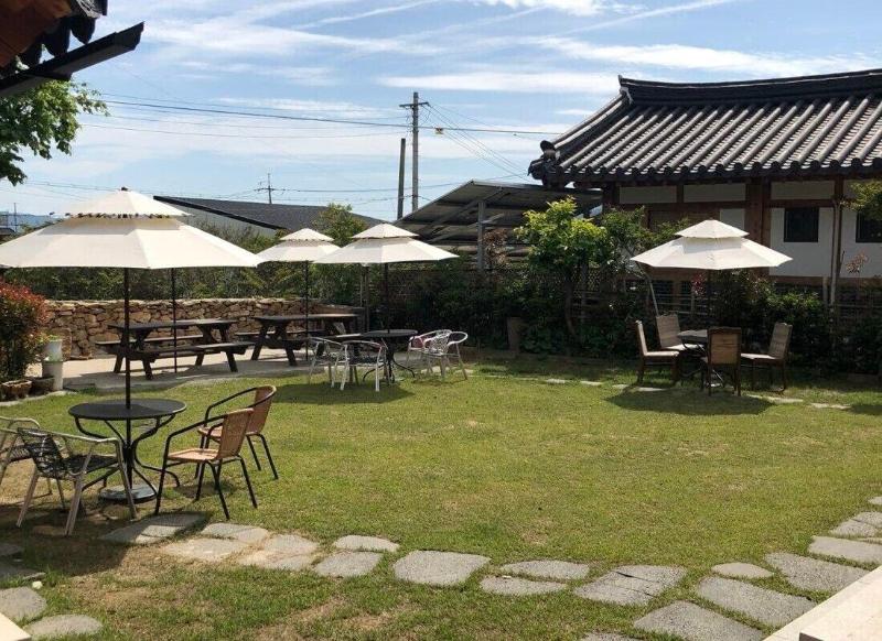 Suncheon Moonlight Love Hanok Pension — view