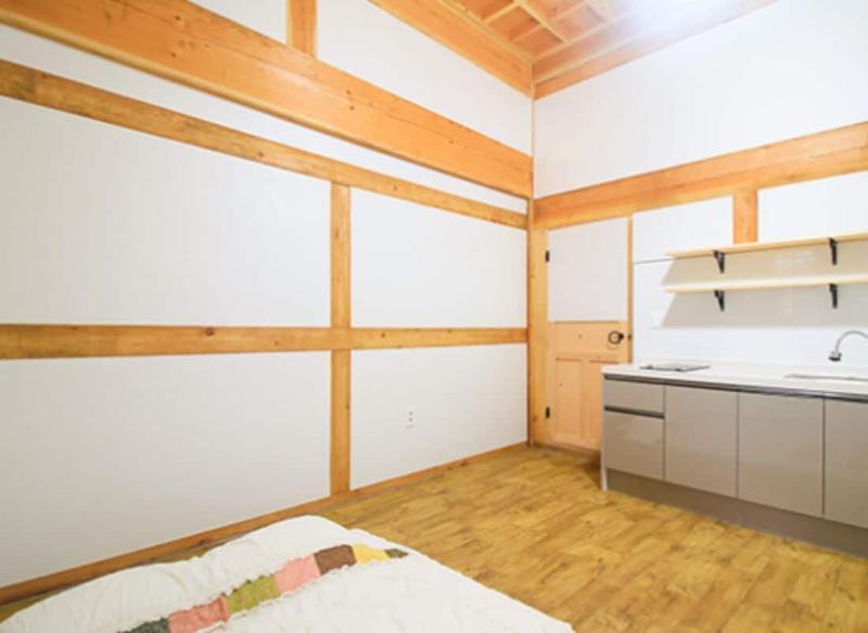 Suncheon Moonlight Love Hanok Pension image