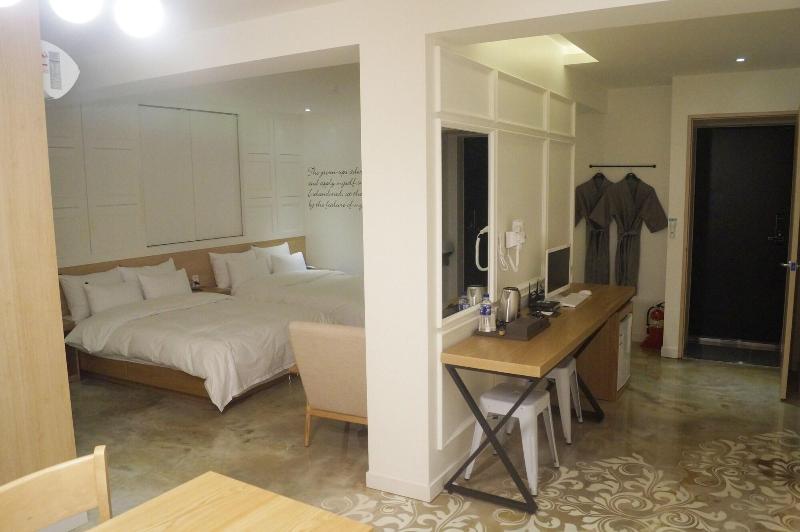 Design Hotel Xym image