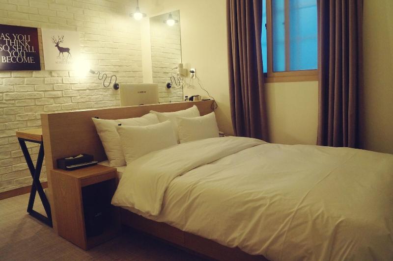 Design Hotel Xym image
