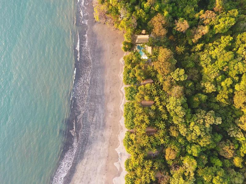 Isla Palenque image