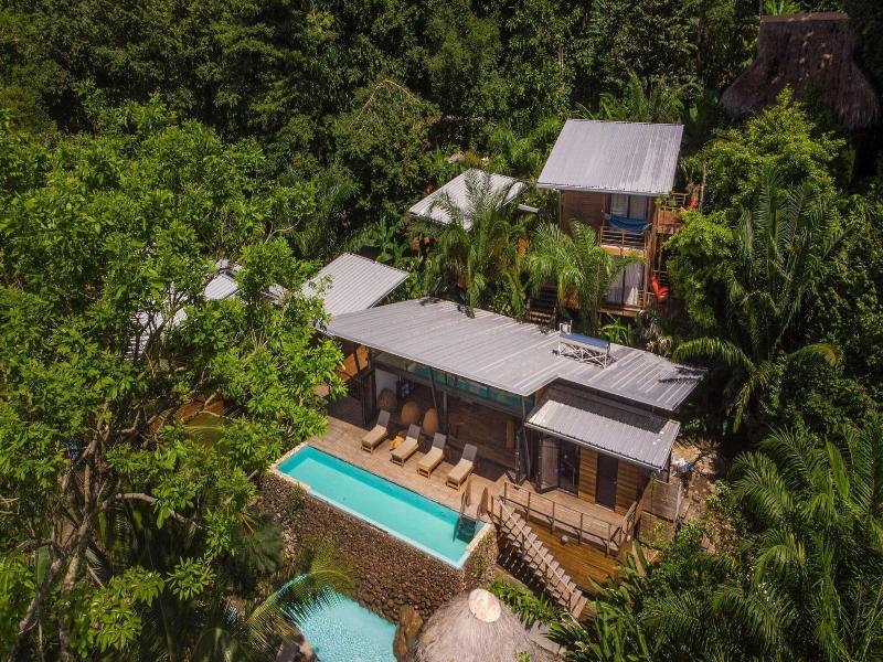 Isla Palenque image