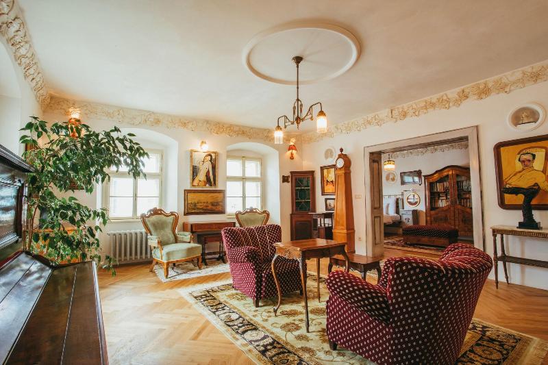 Divná Pani Luxury Gallery Rooms image