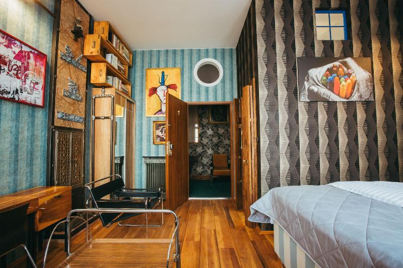 Divná Pani Luxury Gallery Rooms image