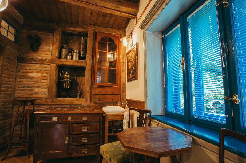 Divná Pani Luxury Gallery Rooms image