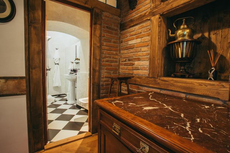 Divná Pani Luxury Gallery Rooms image