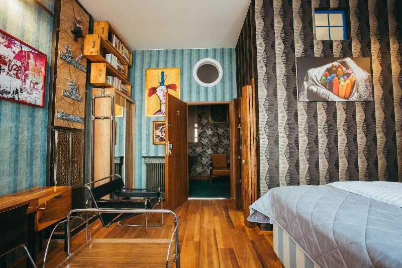 Divná Pani Luxury Gallery Rooms image