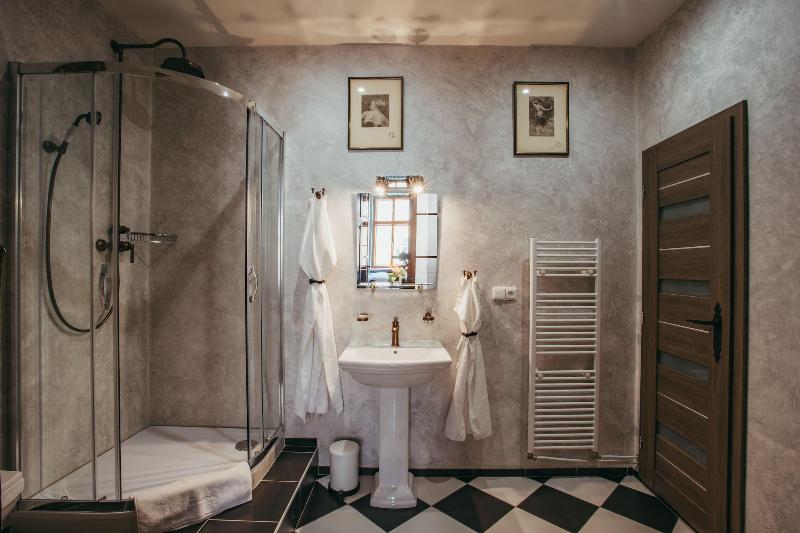 Divná Pani Luxury Gallery Rooms image