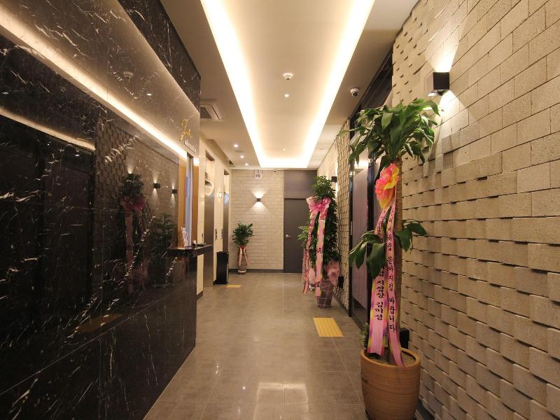 Jade Hotel Ulsan image