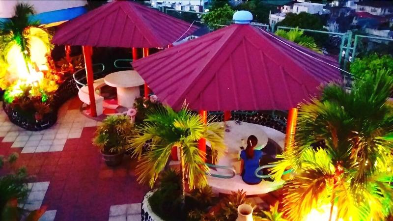 Tabaco Gardenia Hotel