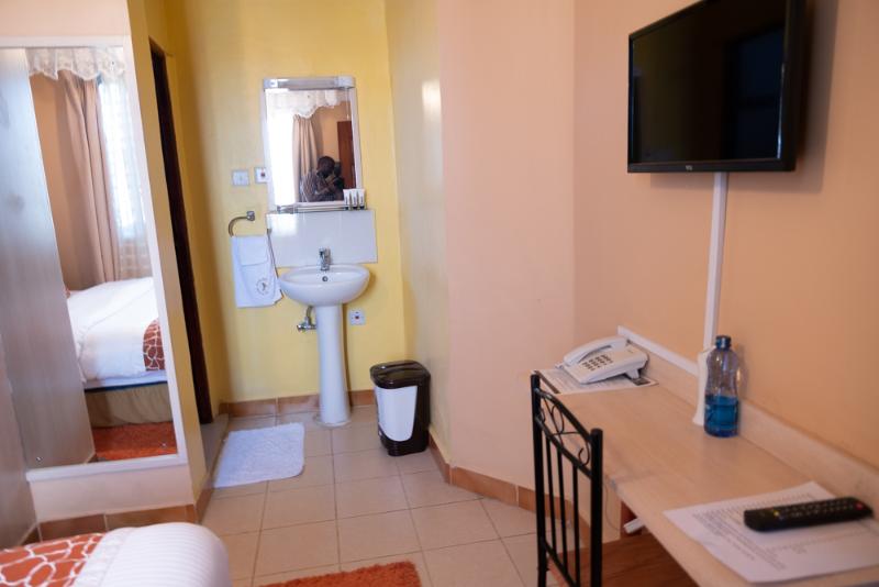 Javilla Eagles Safari Guest House image