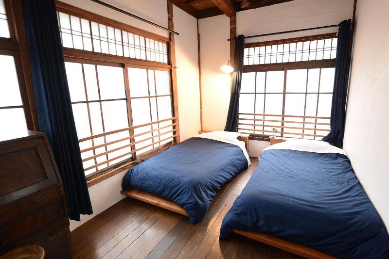 Taketa Station Hostel Cue image
