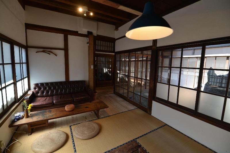 Taketa Station Hostel Cue image