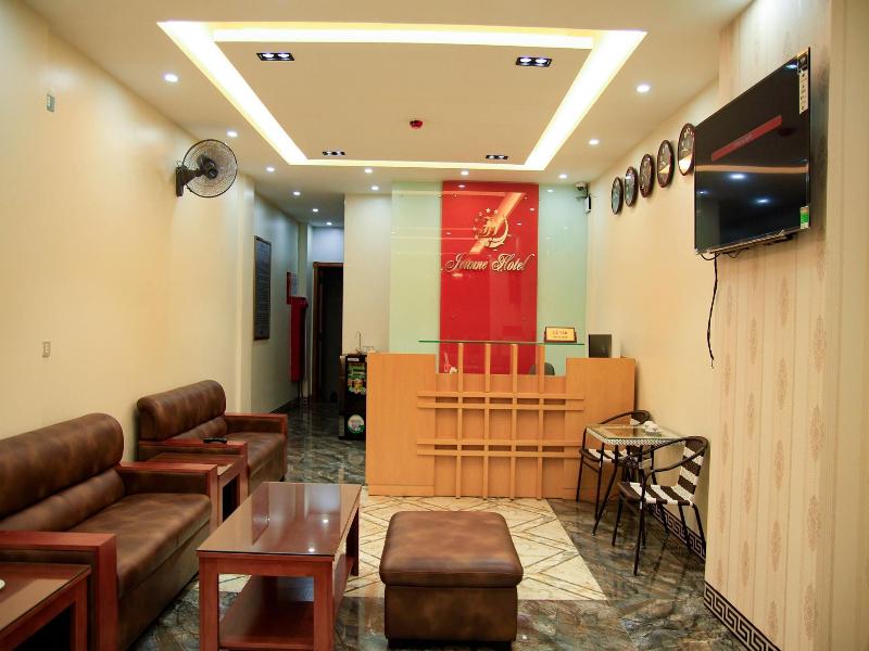 Jeanne Hotel image