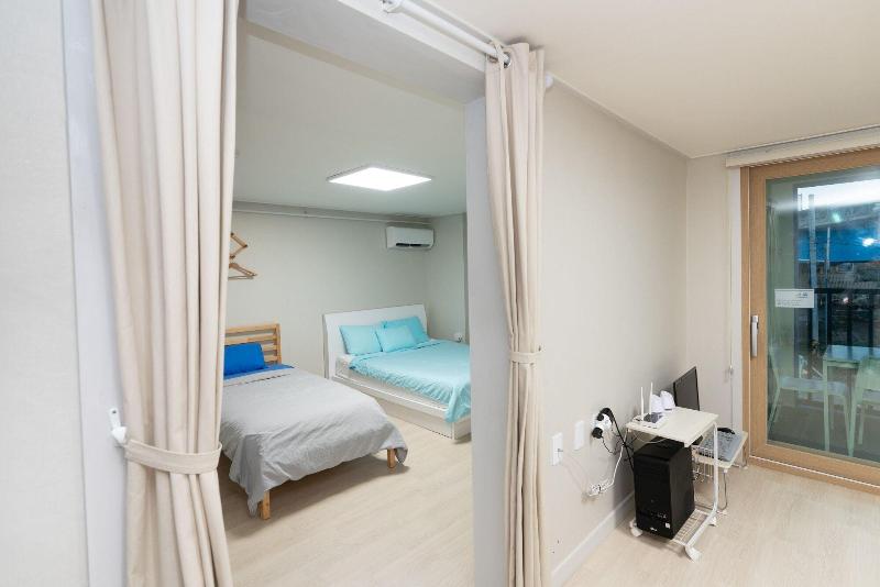 Jellyfish Pension — photo 26