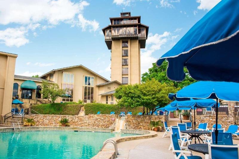 Tanglewood Resort Ascend Hotel Collection image