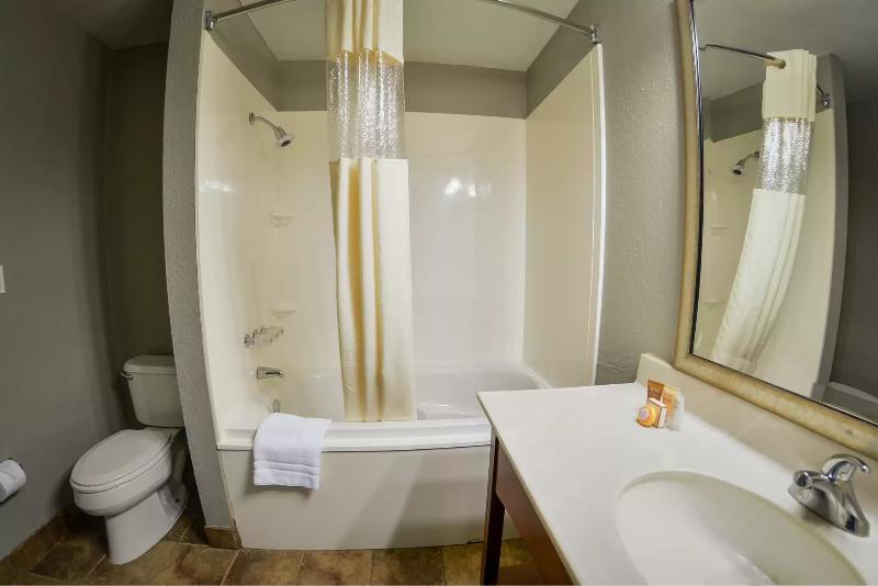Tanglewood Resort Ascend Hotel Collection image