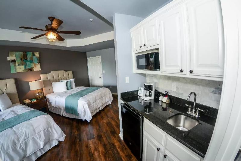 Tanglewood Resort Ascend Hotel Collection image