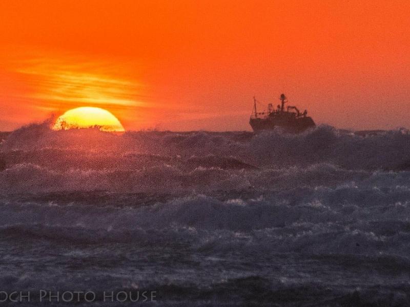 Door to the Shore - Seafront Cottages