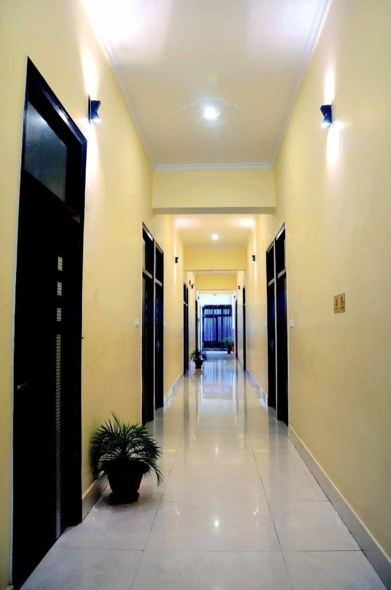 Taraji Resort Hotel And Restaurant image