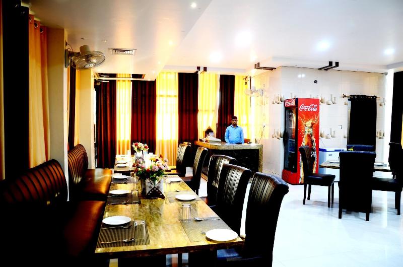 Taraji Resort Hotel And Restaurant image
