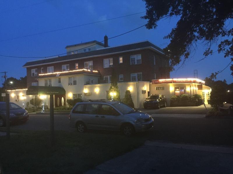 Jones Beach Hotel image