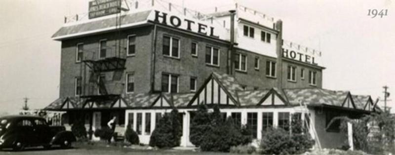 Jones Beach Hotel image