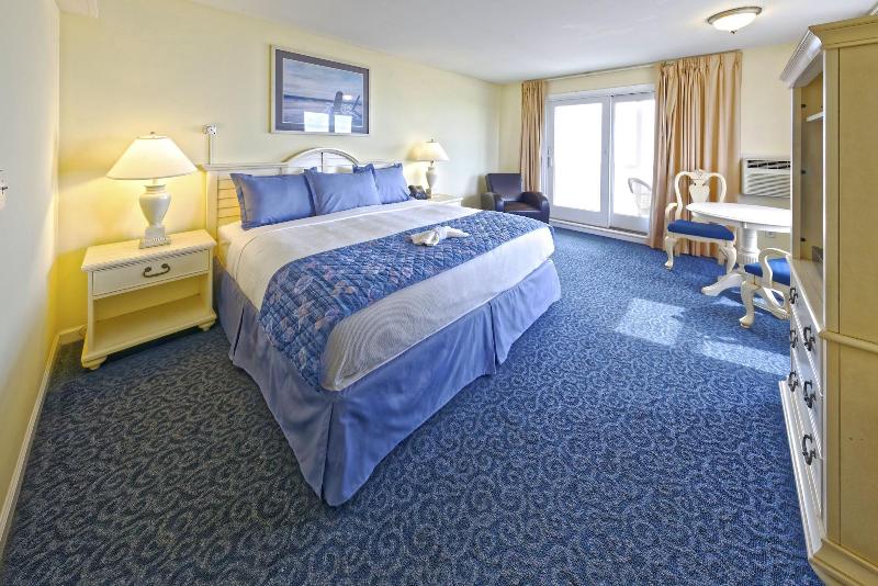 Drifting Sands Oceanfront Hotel image